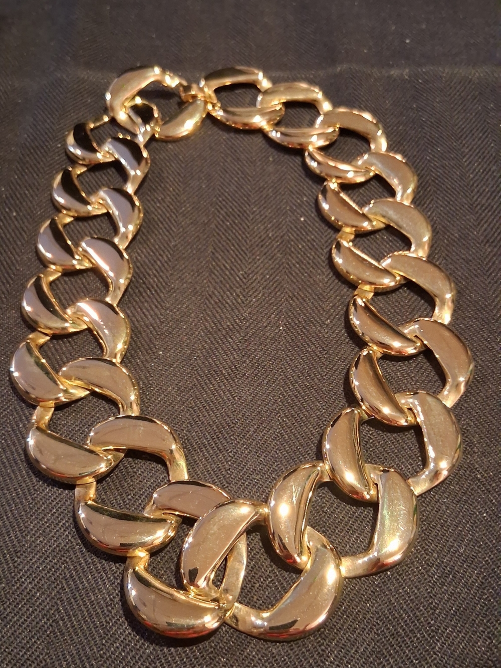 Source Unknown Shiny Gold Chunky Link Necklace - Picture 4 of 5